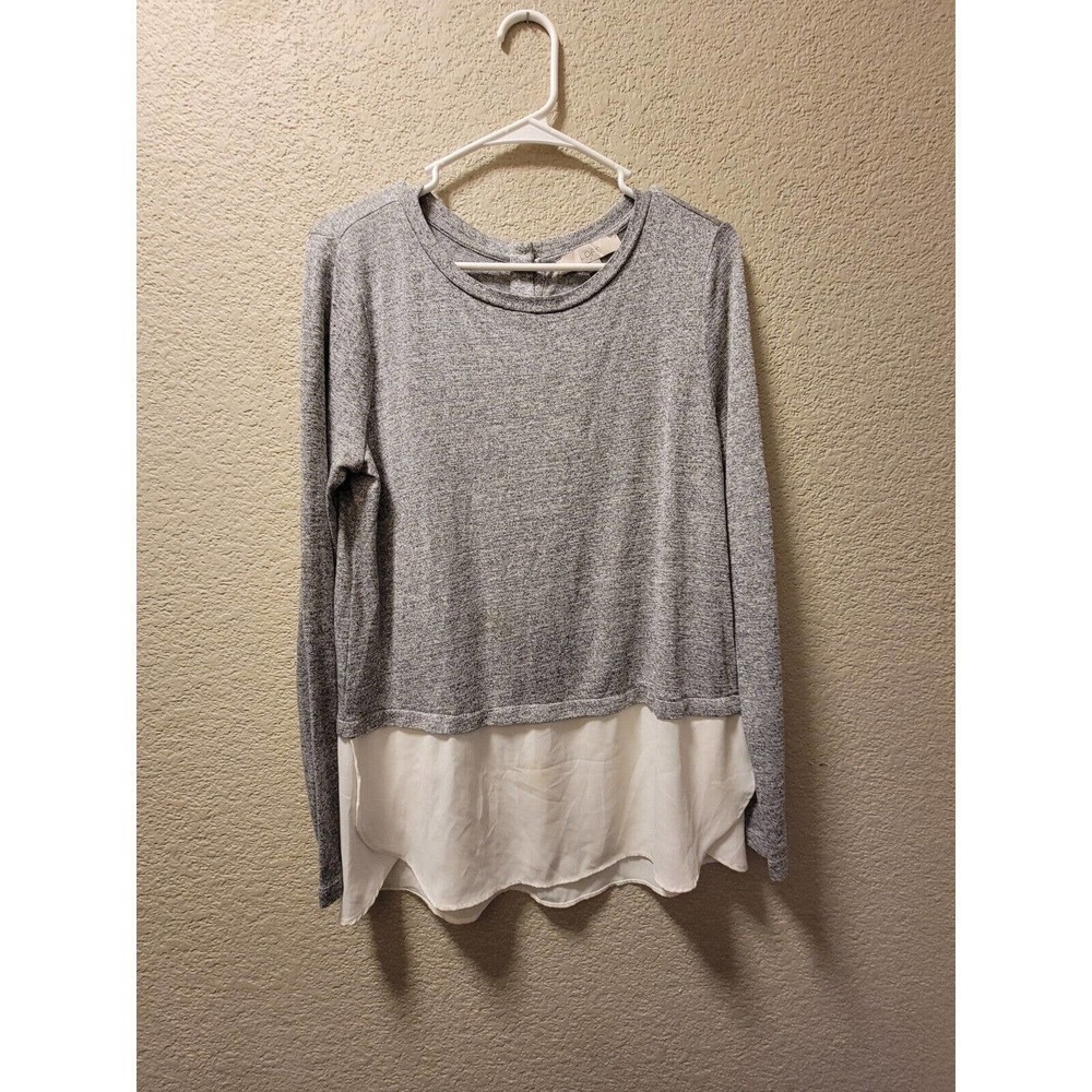 Loft Long Sleeve Blouse With Shirt Tail Gray And White Size Small